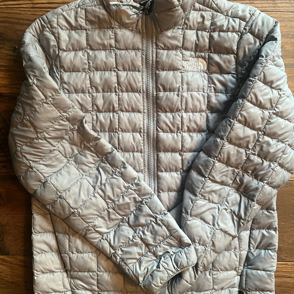 The North Face Boys Quilted Light Gray Jacket